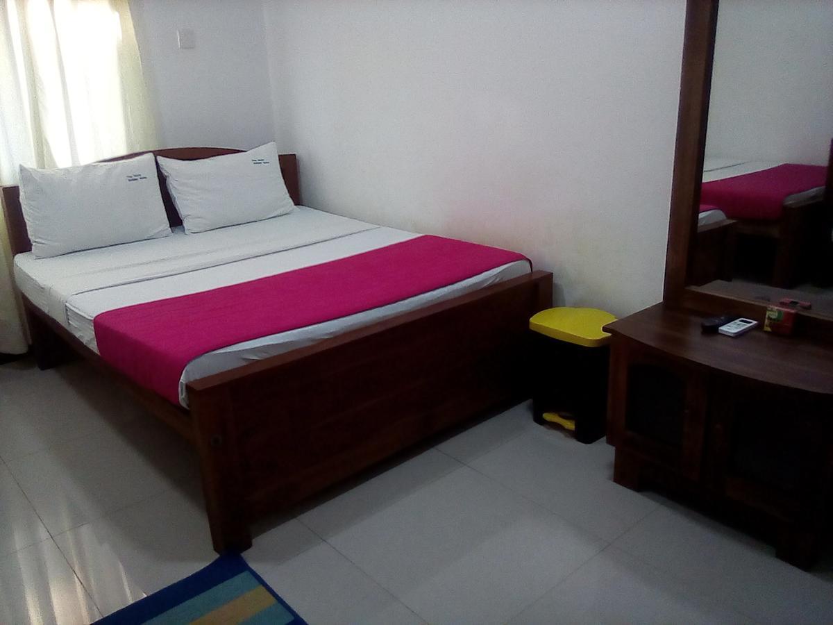 Tree House Holiday Home Kombichankulama Ngoại thất bức ảnh