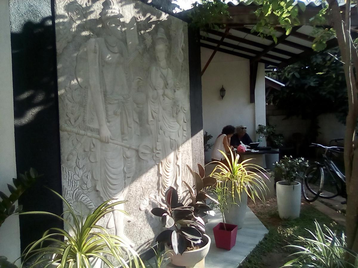 Tree House Holiday Home Kombichankulama Ngoại thất bức ảnh