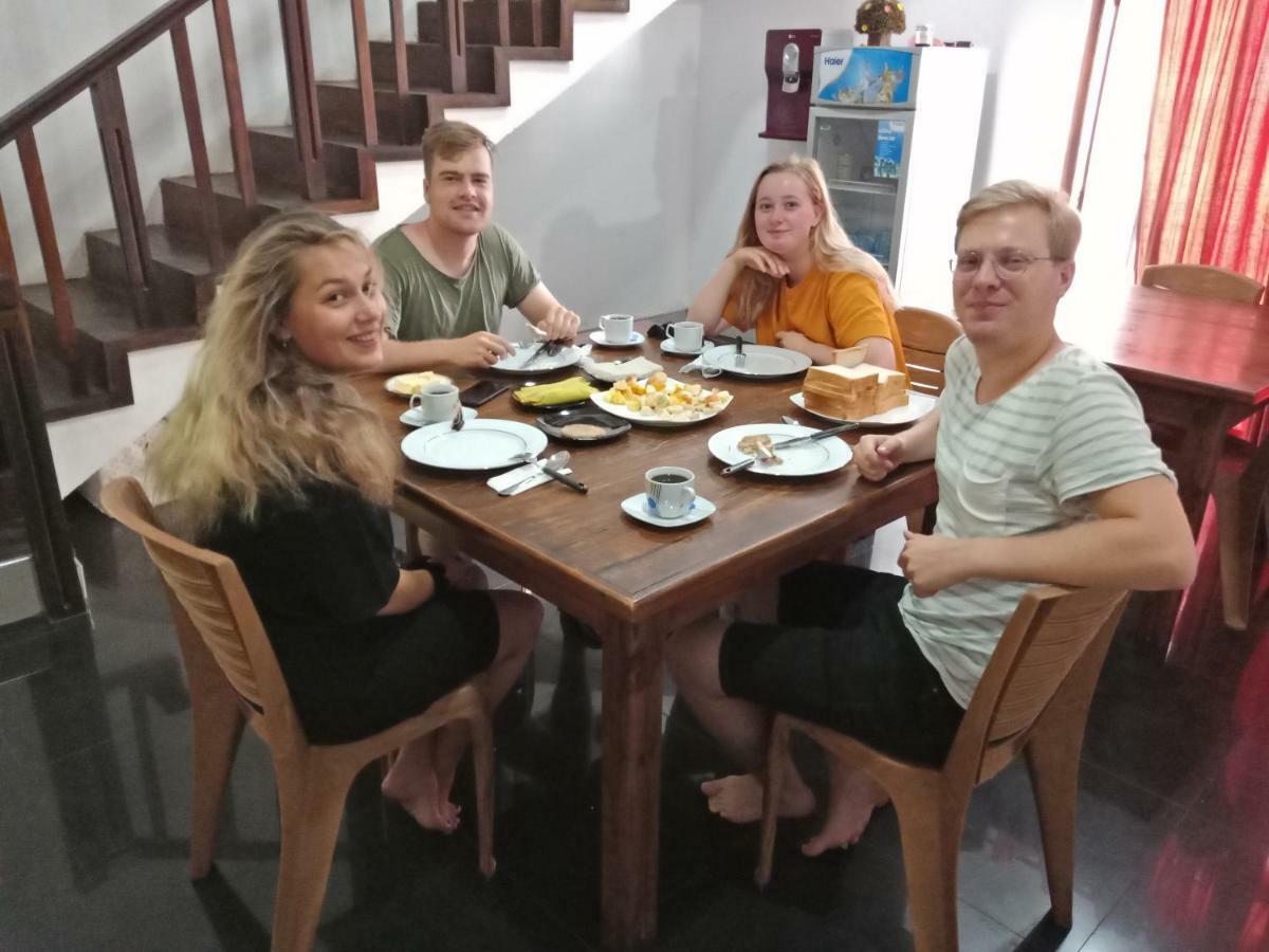 Tree House Holiday Home Kombichankulama Ngoại thất bức ảnh